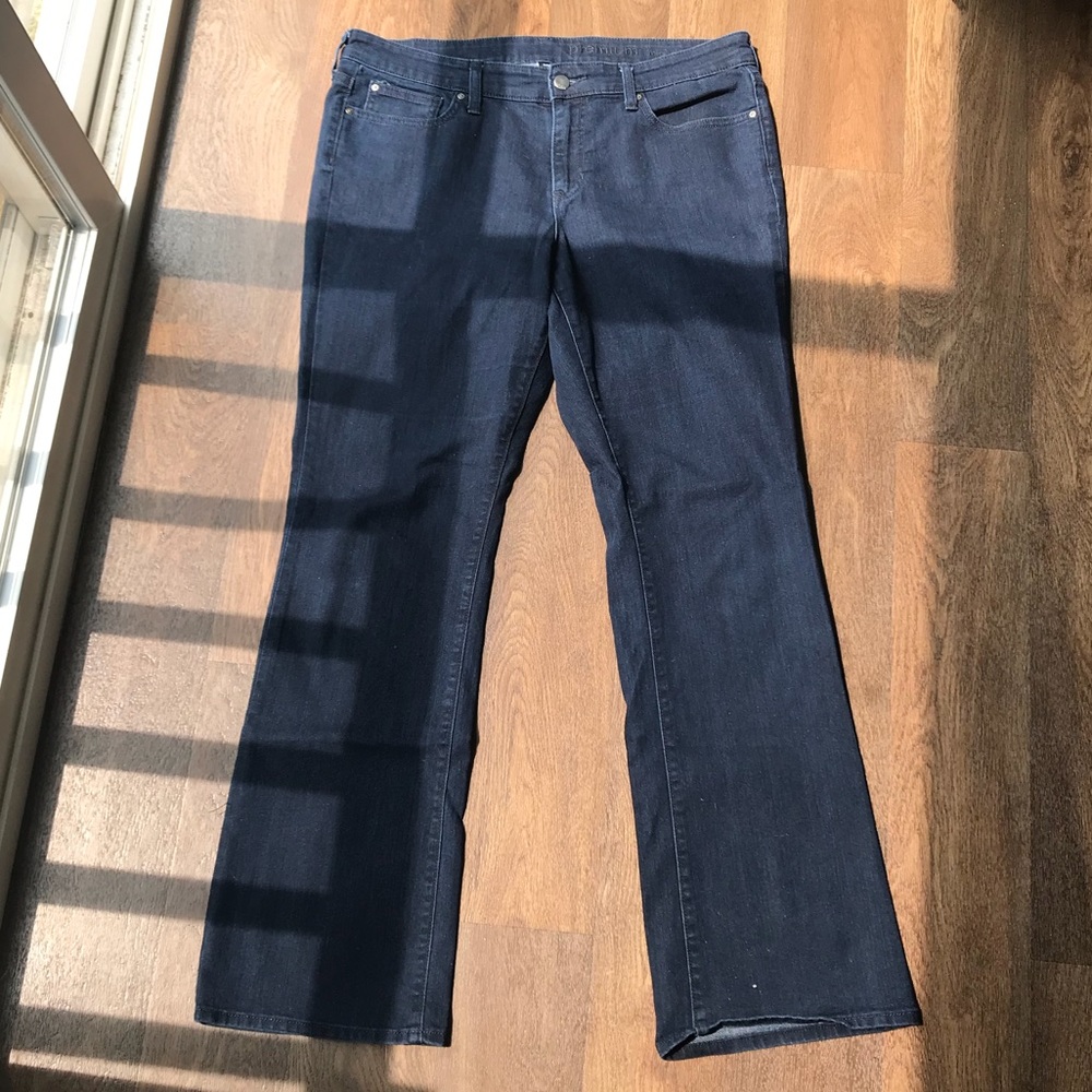 Gap Denim Jeans - Size 12/31R